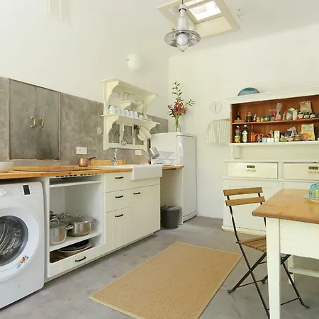 Jelkin Dvorac Holiday home *